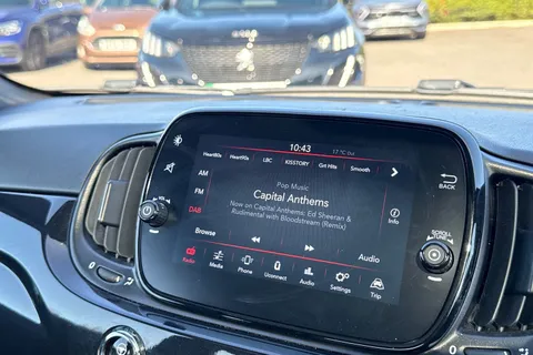 WO21AHU FIAT 500 1.0 MHEV Lounge Euro 6 (s/s) 3dr Thumbnail #39