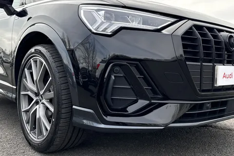LS75EWR Audi Q3 Black Edition 35 TFSI 150 PS S tronic Thumbnail #9