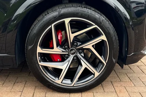 KO25WHW Audi Q6 E-Tron Q6 SUV Edition 1 e-tron  185,00 kW Thumbnail #12