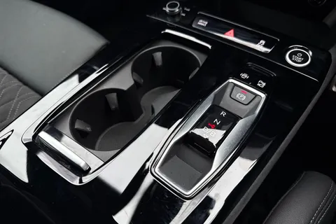 KO25WHW Audi Q6 E-Tron Q6 SUV Edition 1 e-tron  185,00 kW Thumbnail #24