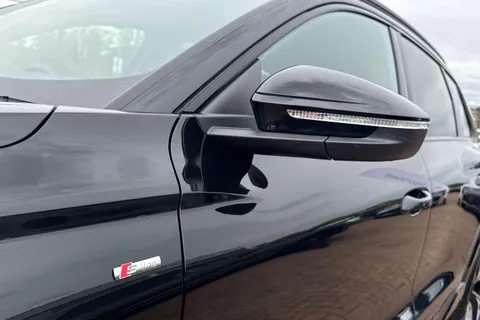 KO25WHW Audi Q6 E-Tron Q6 SUV Edition 1 e-tron  185,00 kW Thumbnail #32