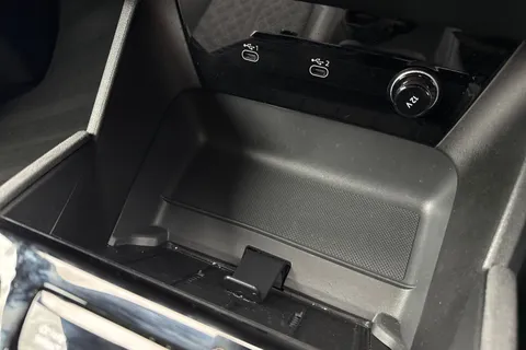 KO25WHW Audi Q6 E-Tron Q6 SUV Edition 1 e-tron  185,00 kW Thumbnail #60