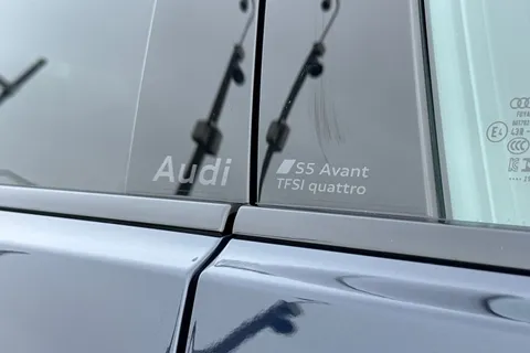 DK75WNU Audi S5 Avant Edition 1 TFSI  367 PS S tronic Thumbnail #43