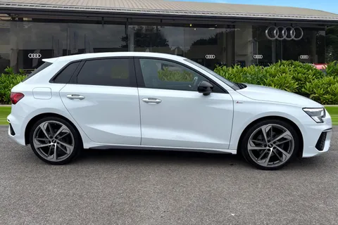 ML70LOF Audi A3 Sportback Edition 1 35 TFSI  150 PS 6-speed Thumbnail #4