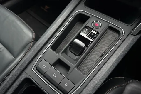 KY74HVT CUPRA Formentor 1.5 TSI V2 DSG Euro 6 (s/s) 5dr Thumbnail #21