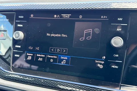 CX22YSN Volkswagen Polo 1.0 TSI Life 5dr Thumbnail #45