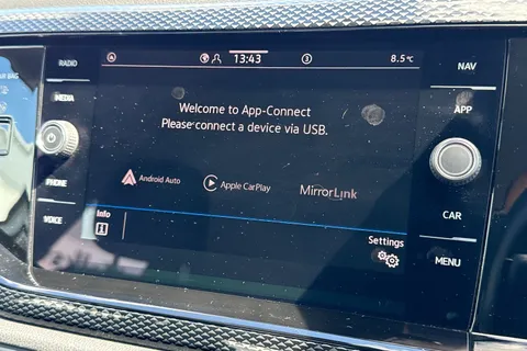 CX22YSN Volkswagen Polo 1.0 TSI Life 5dr Thumbnail #47