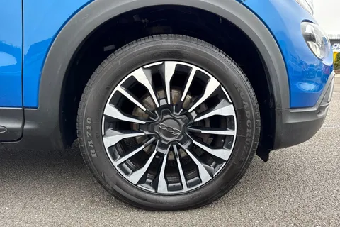 YT19HYD FIAT 500X 1.0 FireFly Turbo MultiAir City Cross Euro 6 (s/s) 5dr Thumbnail #11