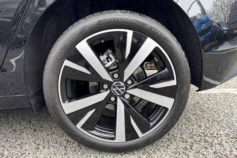  Volkswagen Golf 2.0 TDI Match Euro 6 (s/s) 5dr Thumbnail #12