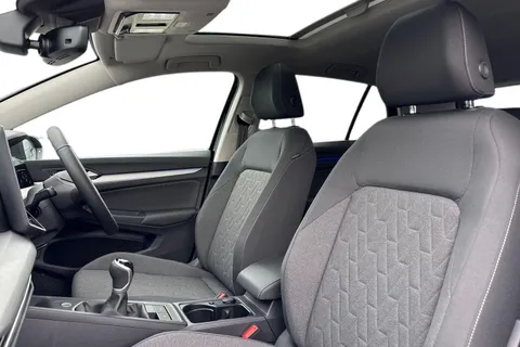  Volkswagen Golf 2.0 TDI Match Euro 6 (s/s) 5dr Thumbnail #16