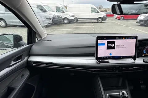  Volkswagen Golf 2.0 TDI Match Euro 6 (s/s) 5dr Thumbnail #20