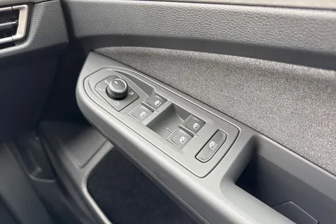  Volkswagen Golf 2.0 TDI Match Euro 6 (s/s) 5dr Thumbnail #21