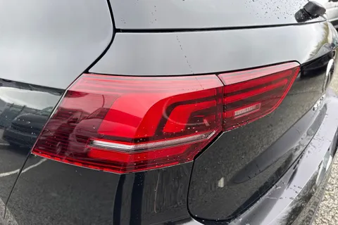  Volkswagen Golf 2.0 TDI Match Euro 6 (s/s) 5dr Thumbnail #29