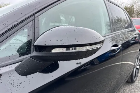  Volkswagen Golf 2.0 TDI Match Euro 6 (s/s) 5dr Thumbnail #31