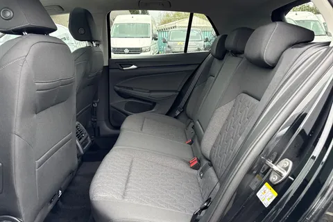  Volkswagen Golf 2.0 TDI Match Euro 6 (s/s) 5dr Thumbnail #32