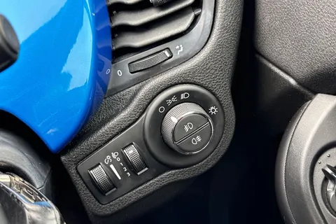 YT19HYD FIAT 500X 1.0 FireFly Turbo MultiAir City Cross Euro 6 (s/s) 5dr Thumbnail #39