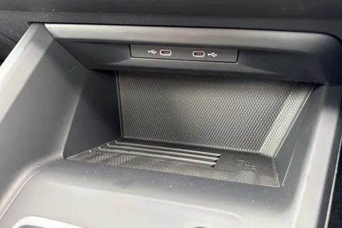  Volkswagen Golf 2.0 TDI Match Euro 6 (s/s) 5dr Thumbnail #38