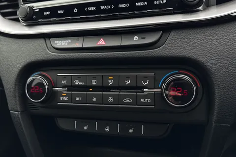 DC25JPY Kia Xceed 1.5 T-GDi GT-Line Euro 6 (s/s) 5dr Thumbnail #20