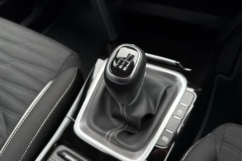 DC25JPY Kia Xceed 1.5 T-GDi GT-Line Euro 6 (s/s) 5dr Thumbnail #21