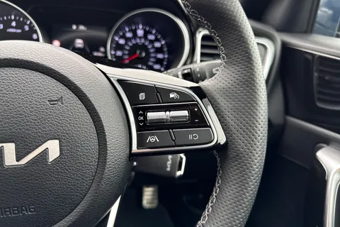 DC25JPY Kia Xceed 1.5 T-GDi GT-Line Euro 6 (s/s) 5dr Thumbnail #41