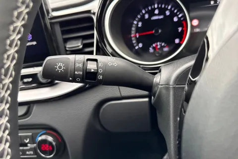 DC25JPY Kia Xceed 1.5 T-GDi GT-Line Euro 6 (s/s) 5dr Thumbnail #42