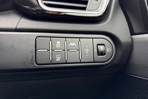 DC25JPY Kia Xceed 1.5 T-GDi GT-Line Euro 6 (s/s) 5dr Thumbnail #44