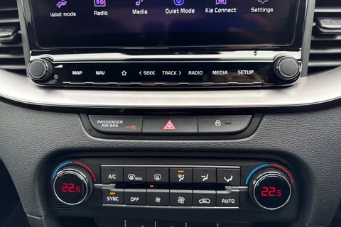 DC25JPY Kia Xceed 1.5 T-GDi GT-Line Euro 6 (s/s) 5dr Thumbnail #56