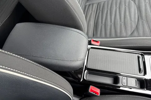 DC25JPY Kia Xceed 1.5 T-GDi GT-Line Euro 6 (s/s) 5dr Thumbnail #60