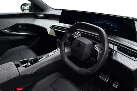 FT74ADZ PEUGEOT 3008 1.2 Allure e-DSC6 Euro 6 (s/s) 5dr Thumbnail #9