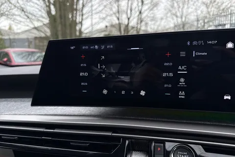 FT74ADZ PEUGEOT 3008 1.2 Allure e-DSC6 Euro 6 (s/s) 5dr Thumbnail #20