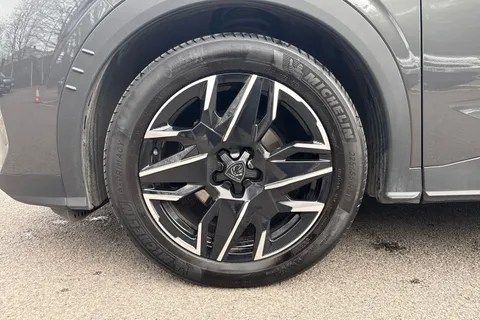 FT74ADZ PEUGEOT 3008 1.2 Allure e-DSC6 Euro 6 (s/s) 5dr Thumbnail #25