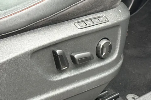 GX72XYJ SEAT Ateca 1.5 TSI EVO FR Sport Euro 6 (s/s) 5dr Thumbnail #32