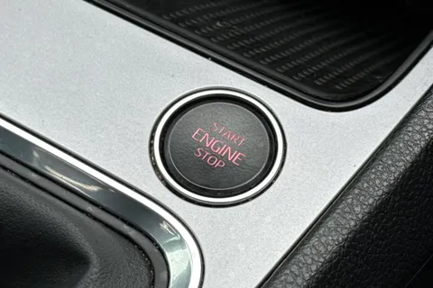 GX72XYJ SEAT Ateca 1.5 TSI EVO FR Sport Euro 6 (s/s) 5dr Thumbnail #42