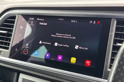 GX72XYJ SEAT Ateca 1.5 TSI EVO FR Sport Euro 6 (s/s) 5dr Thumbnail #49