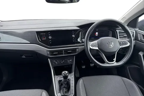 MK72LFN Volkswagen Polo 1.0 Life 5dr **REAR VIEW CAMERA** Thumbnail #17