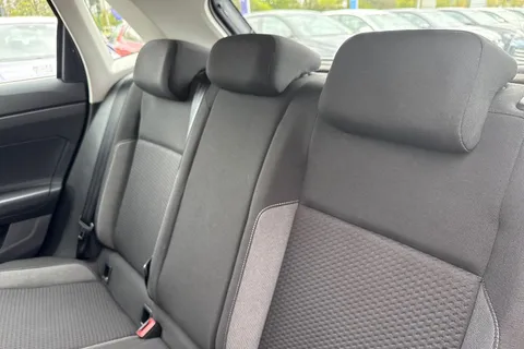 MK72LFN Volkswagen Polo 1.0 Life 5dr **REAR VIEW CAMERA** Thumbnail #18