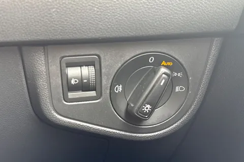 MK72LFN Volkswagen Polo 1.0 Life 5dr **REAR VIEW CAMERA** Thumbnail #28