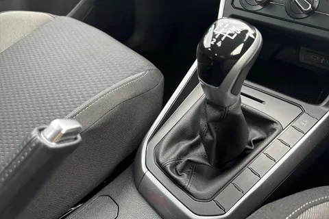 MK72LFN Volkswagen Polo 1.0 Life 5dr **REAR VIEW CAMERA** Thumbnail #32