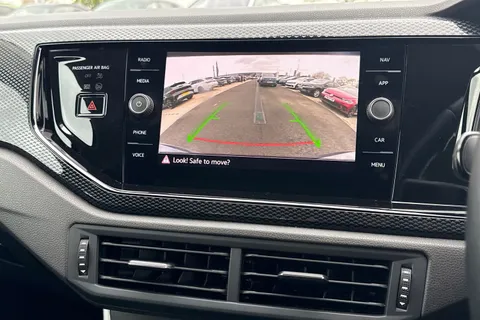 MK72LFN Volkswagen Polo 1.0 Life 5dr **REAR VIEW CAMERA** Thumbnail #35