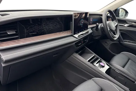 KS75HVF Volkswagen Tayron 1.5 eTSI Elegance 5dr DSG7 [7 Seat] **LEATHER** Thumbnail #16