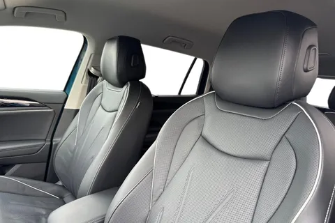 KS75HVF Volkswagen Tayron 1.5 eTSI Elegance 5dr DSG7 [7 Seat] **LEATHER** Thumbnail #17
