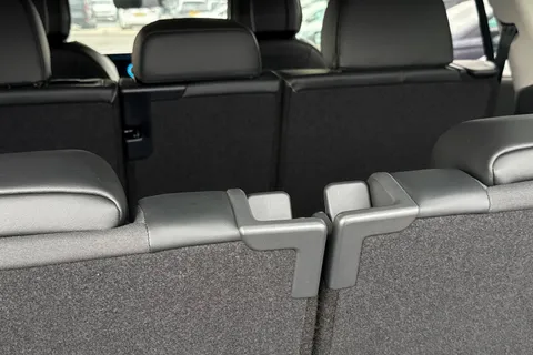 KS75HVF Volkswagen Tayron 1.5 eTSI Elegance 5dr DSG7 [7 Seat] **LEATHER** Thumbnail #34