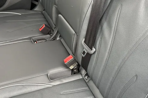 KS75HVF Volkswagen Tayron 1.5 eTSI Elegance 5dr DSG7 [7 Seat] **LEATHER** Thumbnail #35