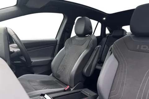DF23ZGP Volkswagen ID.5 Pro Performance 77kWh Style Auto 5dr Thumbnail #11