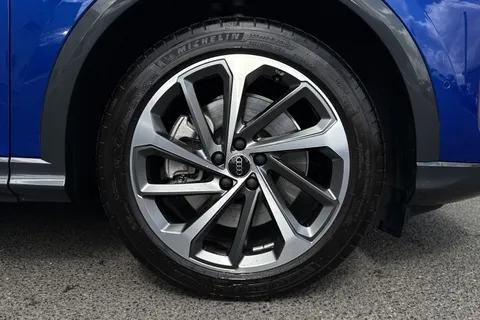 PX26JXN Audi Q5 2.0 TDI S line S Tronic quattro Euro 6 (s/s) 5dr Thumbnail #10