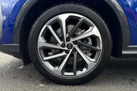 PX26JXN Audi Q5 2.0 TDI S line S Tronic quattro Euro 6 (s/s) 5dr Thumbnail #13
