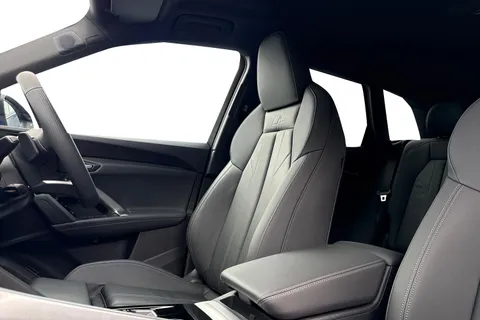 PX26JXN Audi Q5 2.0 TDI S line S Tronic quattro Euro 6 (s/s) 5dr Thumbnail #16