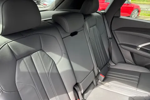 PX26JXN Audi Q5 2.0 TDI S line S Tronic quattro Euro 6 (s/s) 5dr Thumbnail #19
