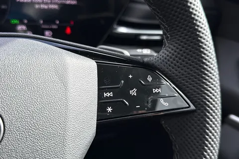 PX26JXN Audi Q5 2.0 TDI S line S Tronic quattro Euro 6 (s/s) 5dr Thumbnail #49