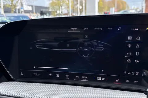 PX26JXN Audi Q5 2.0 TDI S line S Tronic quattro Euro 6 (s/s) 5dr Thumbnail #55